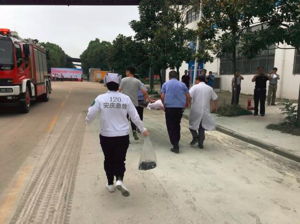 2018年桐城市安全生产（火灾）应急救援演练 在鸿润集团展开